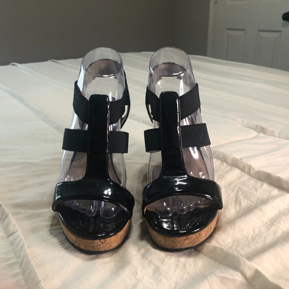 Adrienne Vittadini Chari black patent cork 4 inch wedge sandals size 8M